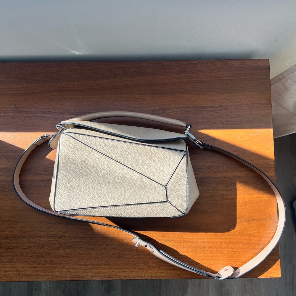 Amazon Puzzle style bag in tan
